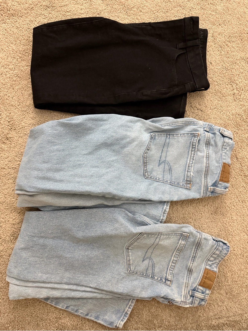 American Eagle Outfitters Women’s Jeans in Black and Light Blue